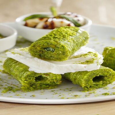 Dondurmalı Fıstıklı Tatlı Tabağı