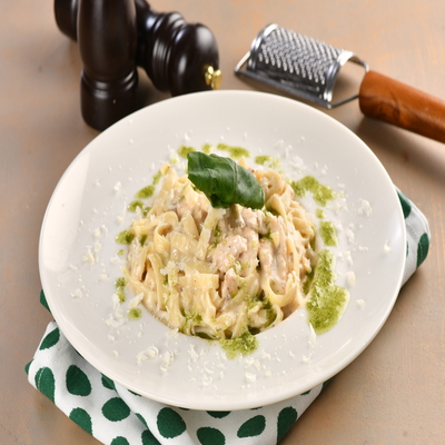 Tavuklu Fettucine